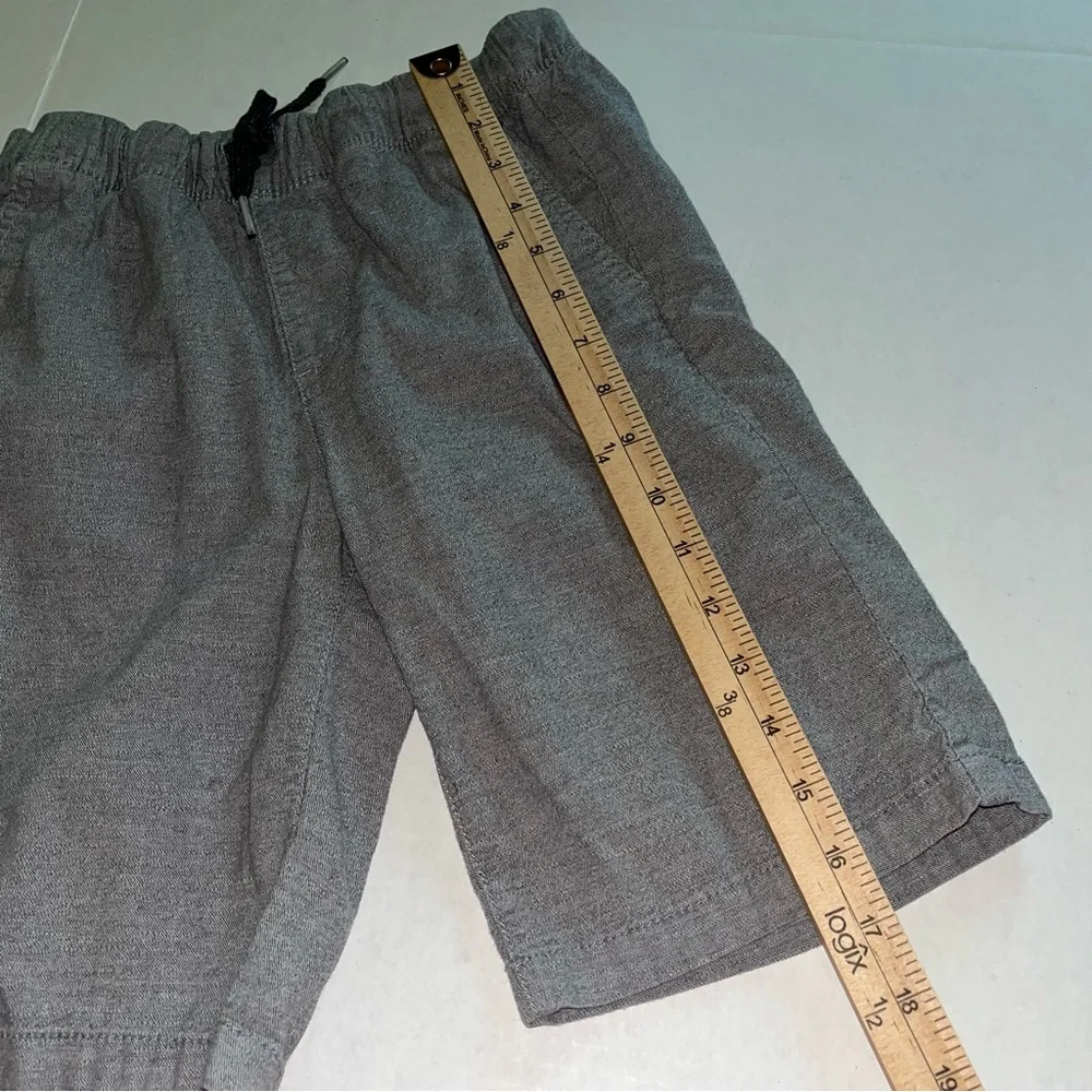 Old Navy Gray‎ Elastic Waist with Drawstring Size Large (10-12) Shorts